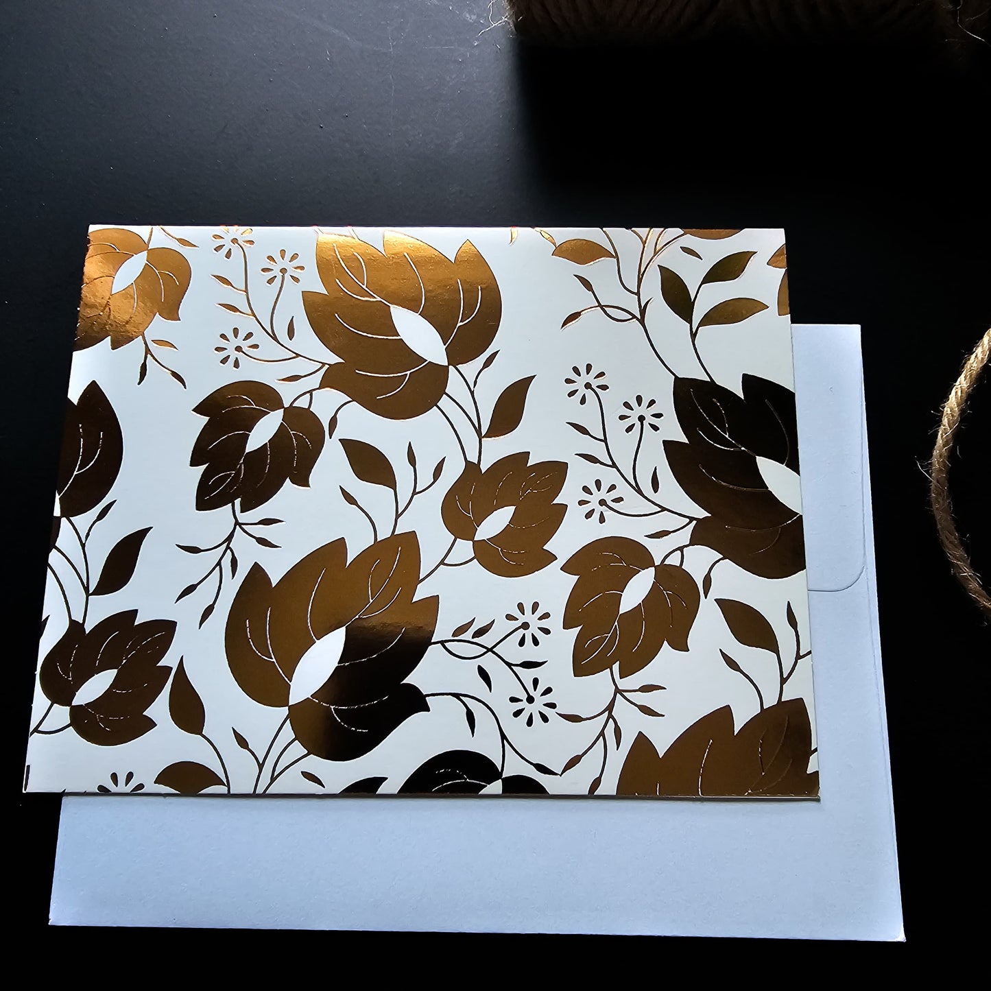 'Blumen' Grußkarte - gold